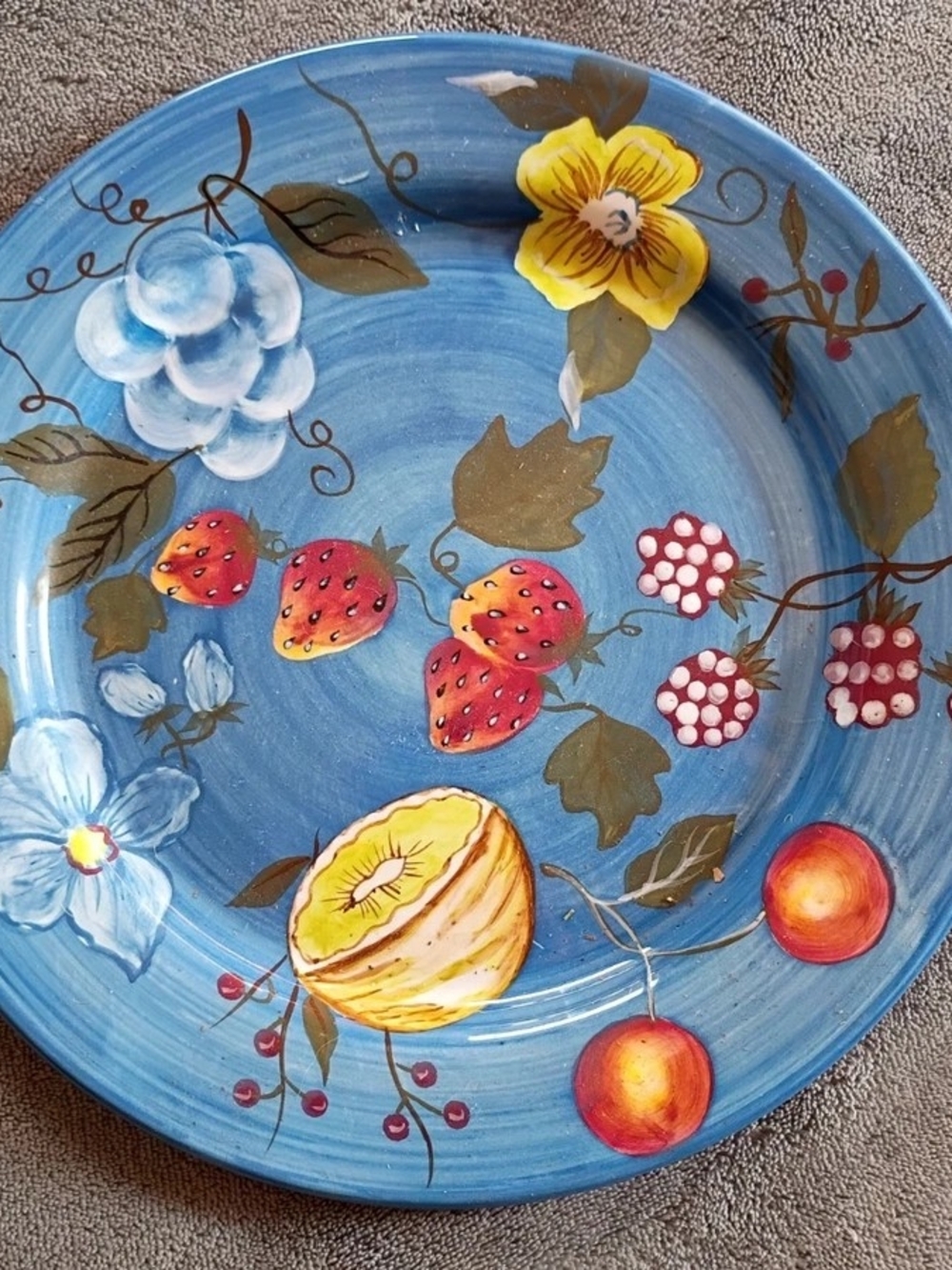 Zrike 8 3/4" Hand Painted Fruits and Floral Salad Plate